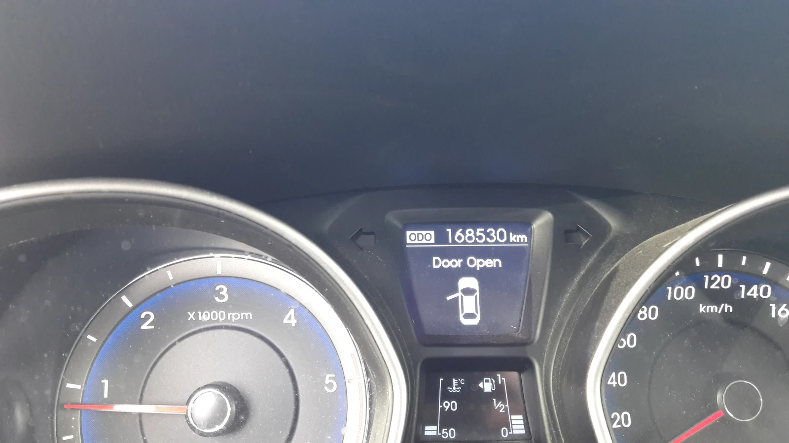 Hyundai I30 1.6 CRDi | Mobile.bg   13