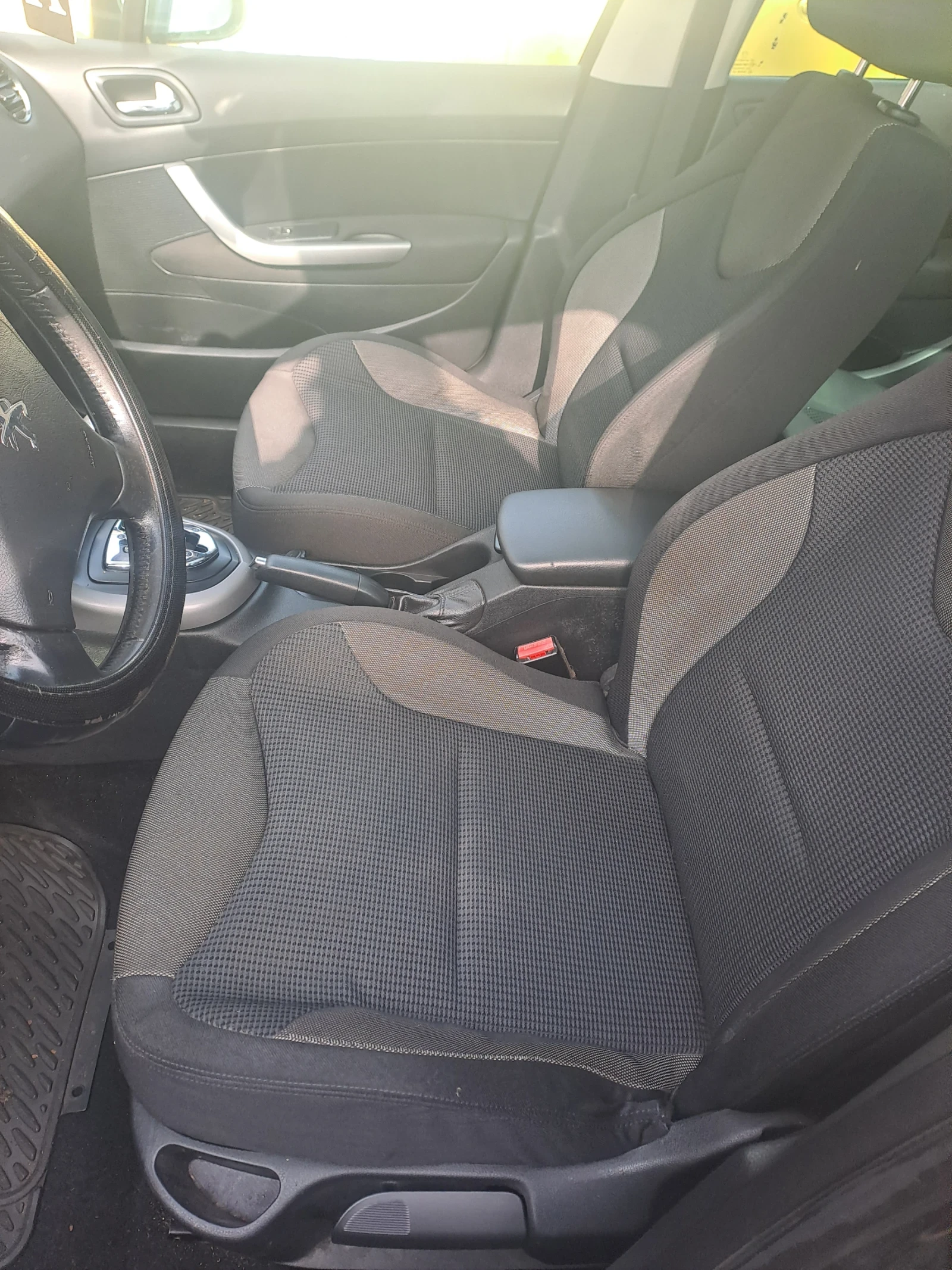 Peugeot 308, снимка 4 - Автомобили и джипове - 54021640