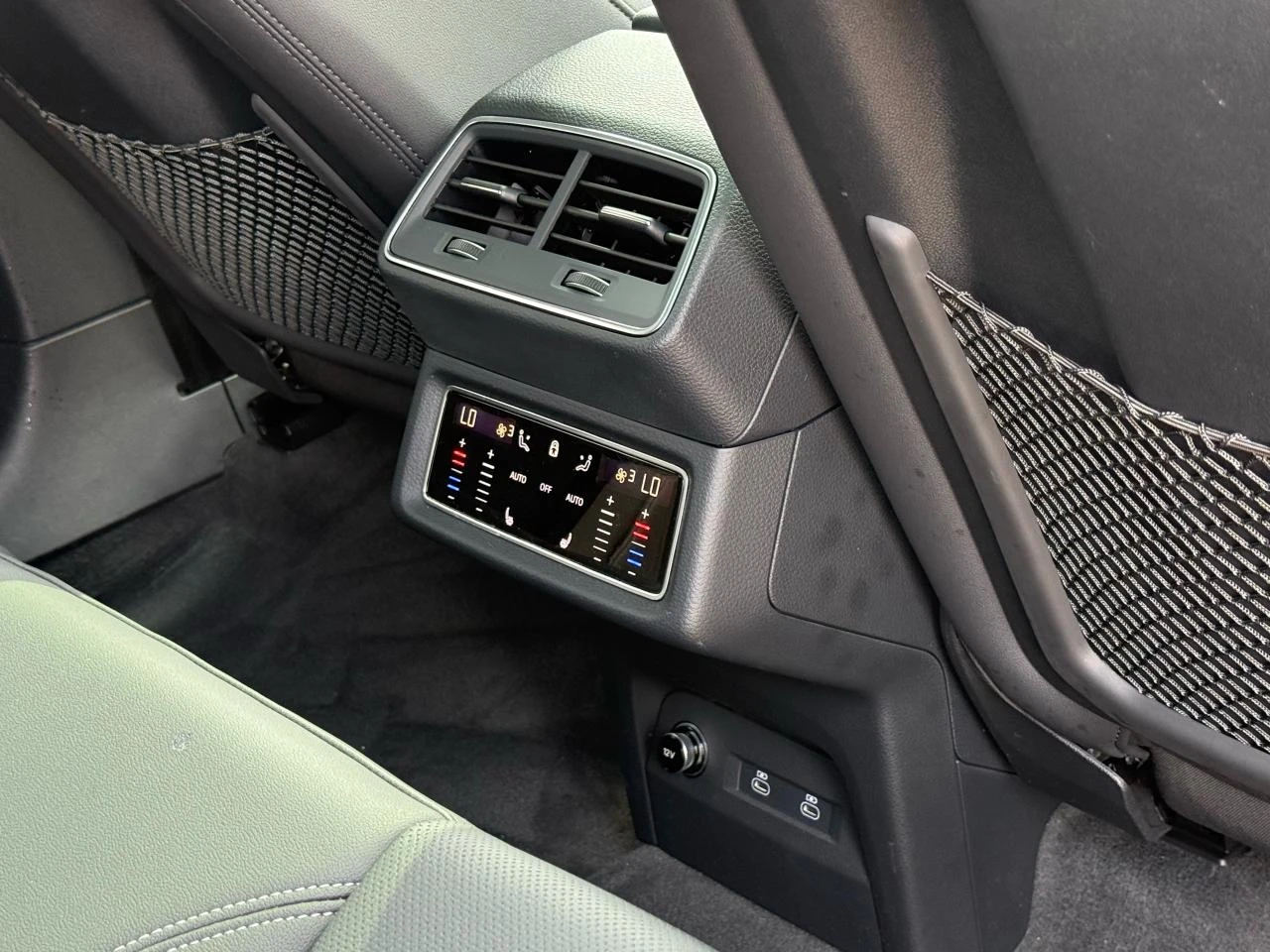 Audi E-Tron Sportback / Technik / S-Line | Mobile.bg   13