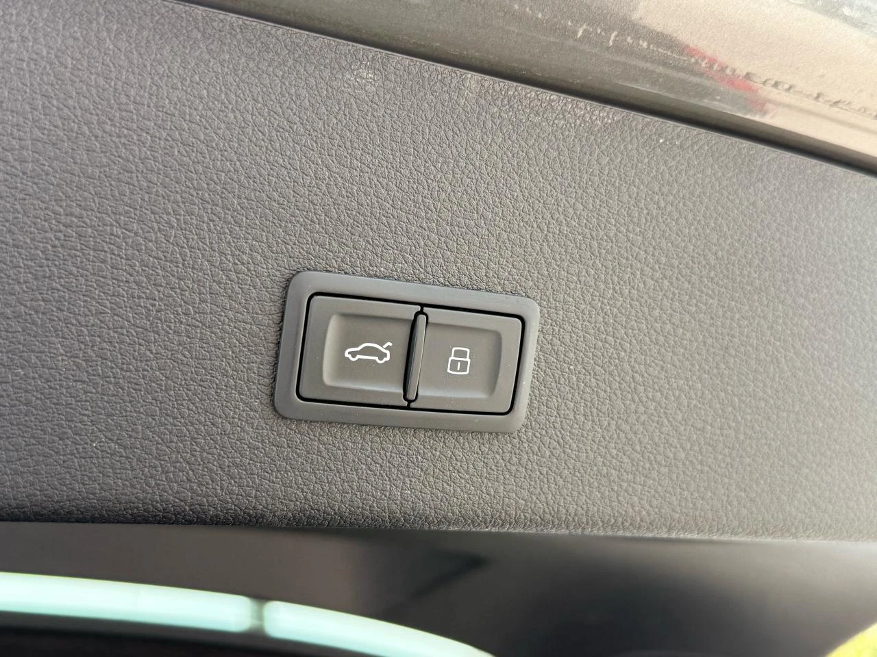 Audi E-Tron Sportback / Technik / S-Line | Mobile.bg   16