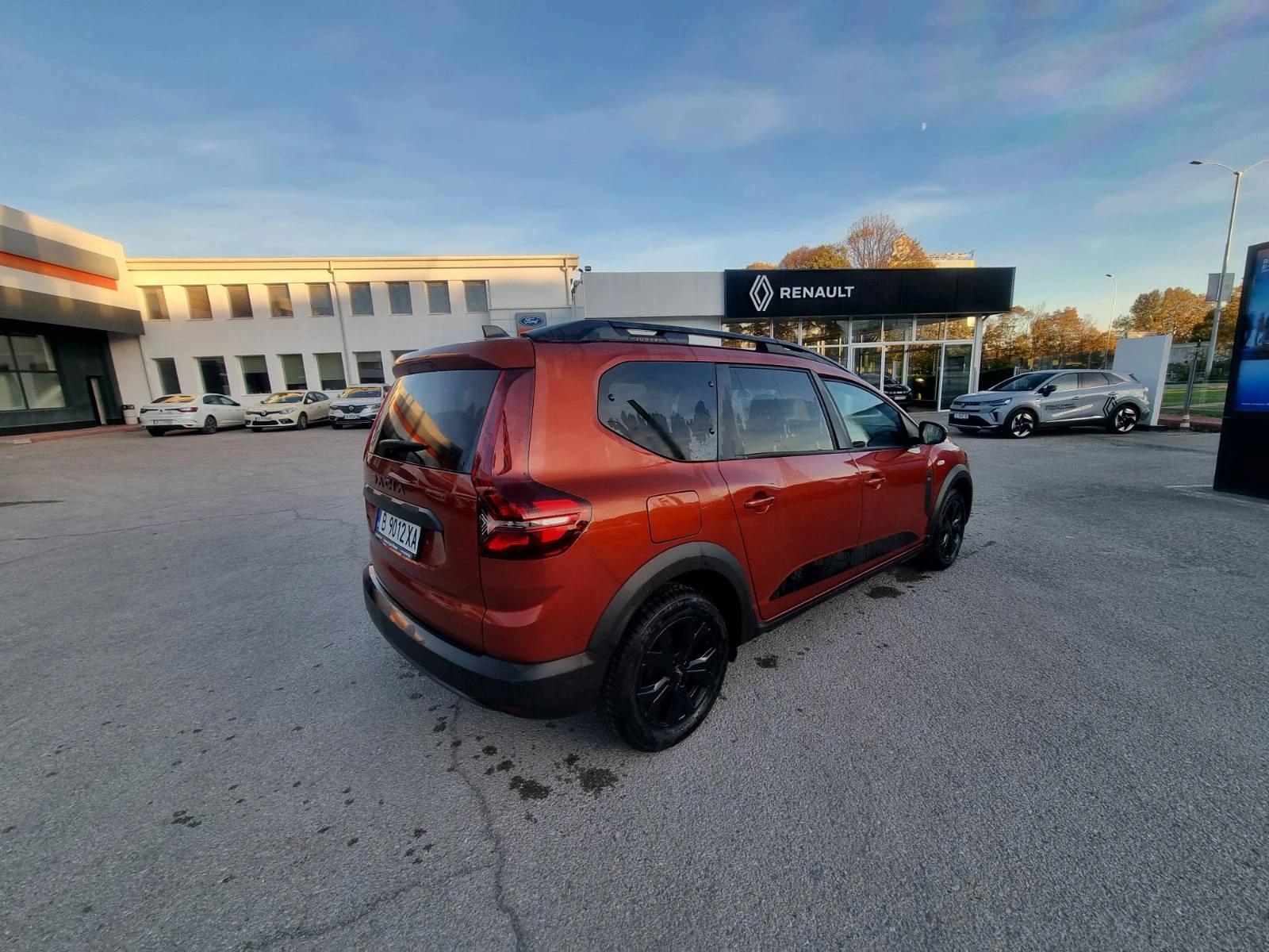 Dacia Jogger Extreme 7 ECO-G 100 - изображение 5