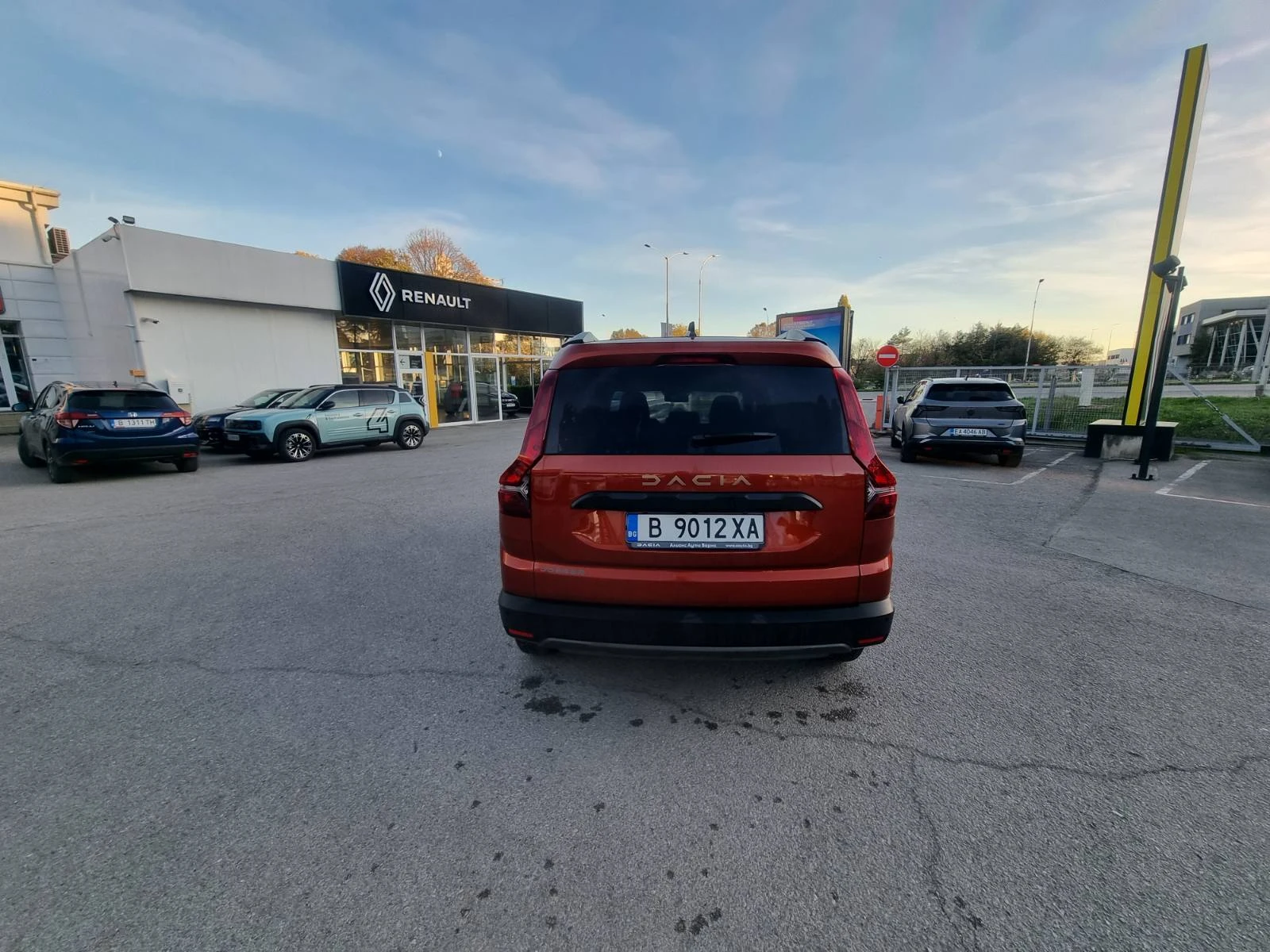 Dacia Jogger Extreme 7 ECO-G 100 - изображение 6