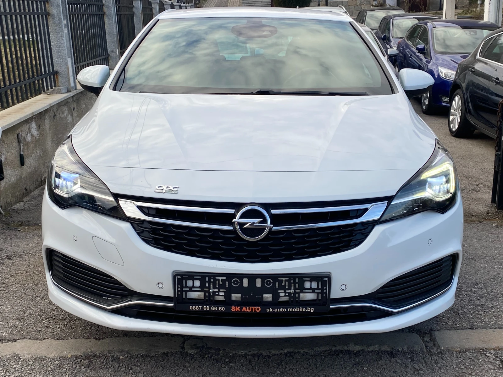 Opel Astra 1.6CDTI-OPC Line-136k.s-FULL LED-NAVI-PDC-EURO6B - изображение 2