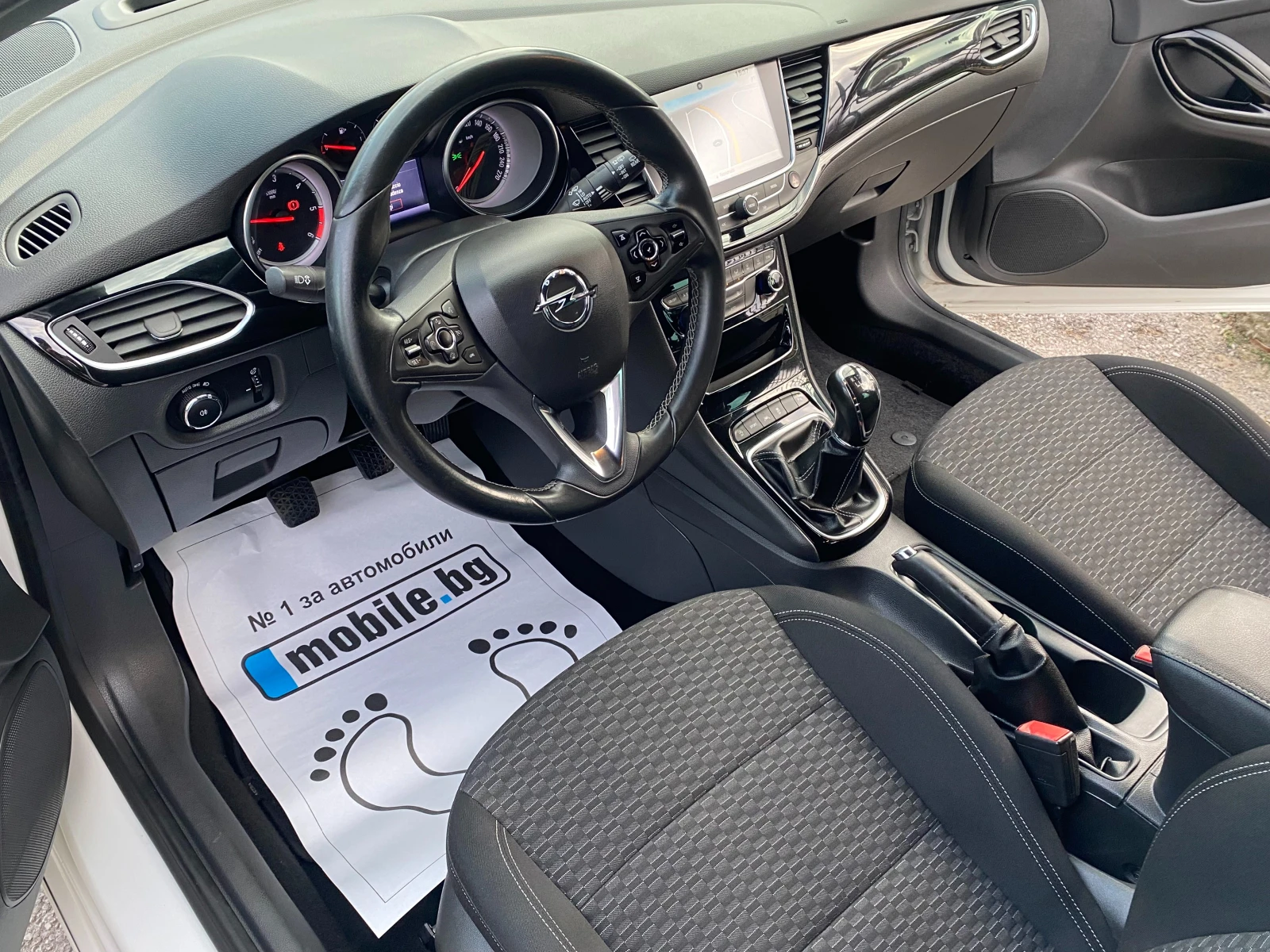 Opel Astra 1.6CDTI-OPC Line-136k.s-FULL LED-NAVI-PDC-EURO6B - изображение 10