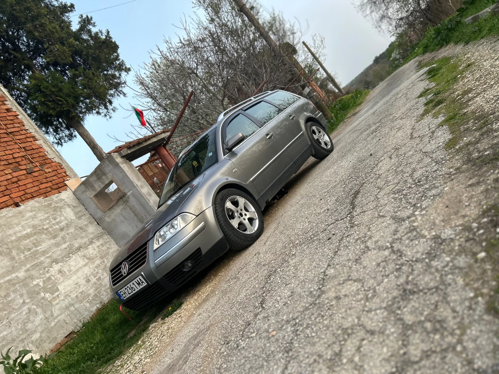 VW Passat  - изображение 7