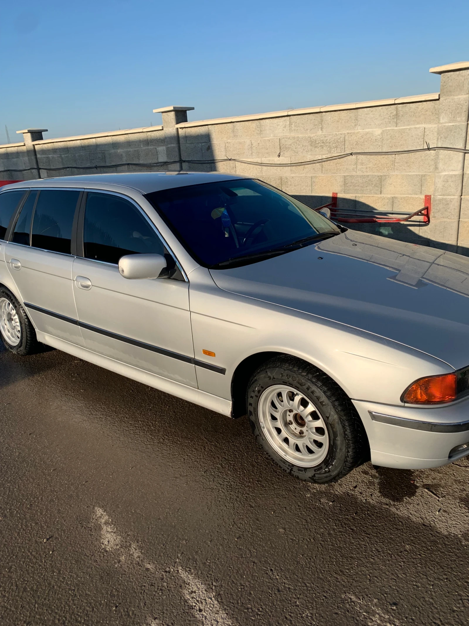 BMW 520  - изображение 3