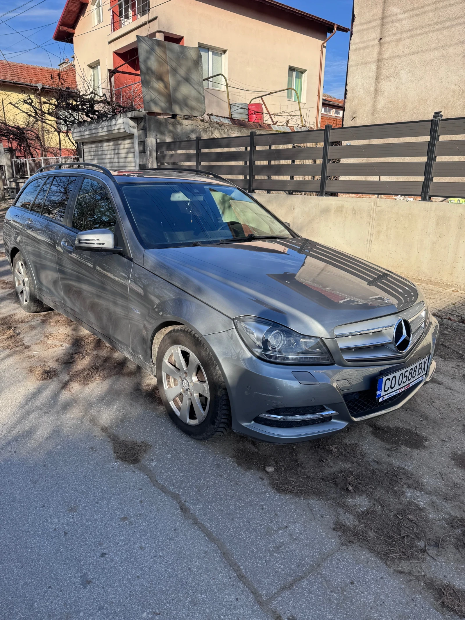 Mercedes-Benz C 220 2.2 - изображение 6