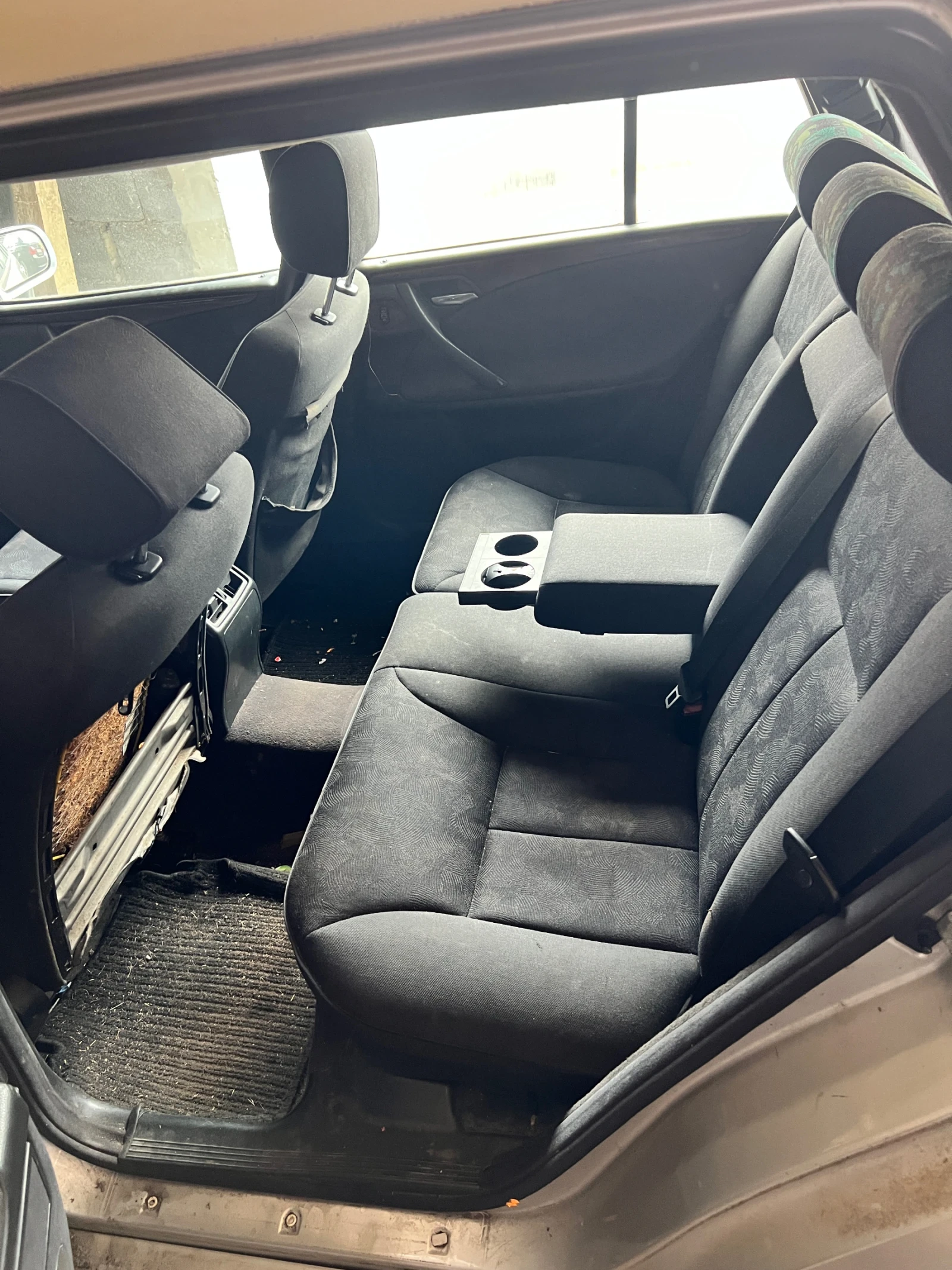 Mercedes-Benz E 220 2.2  CDI 143 к.с  - изображение 6