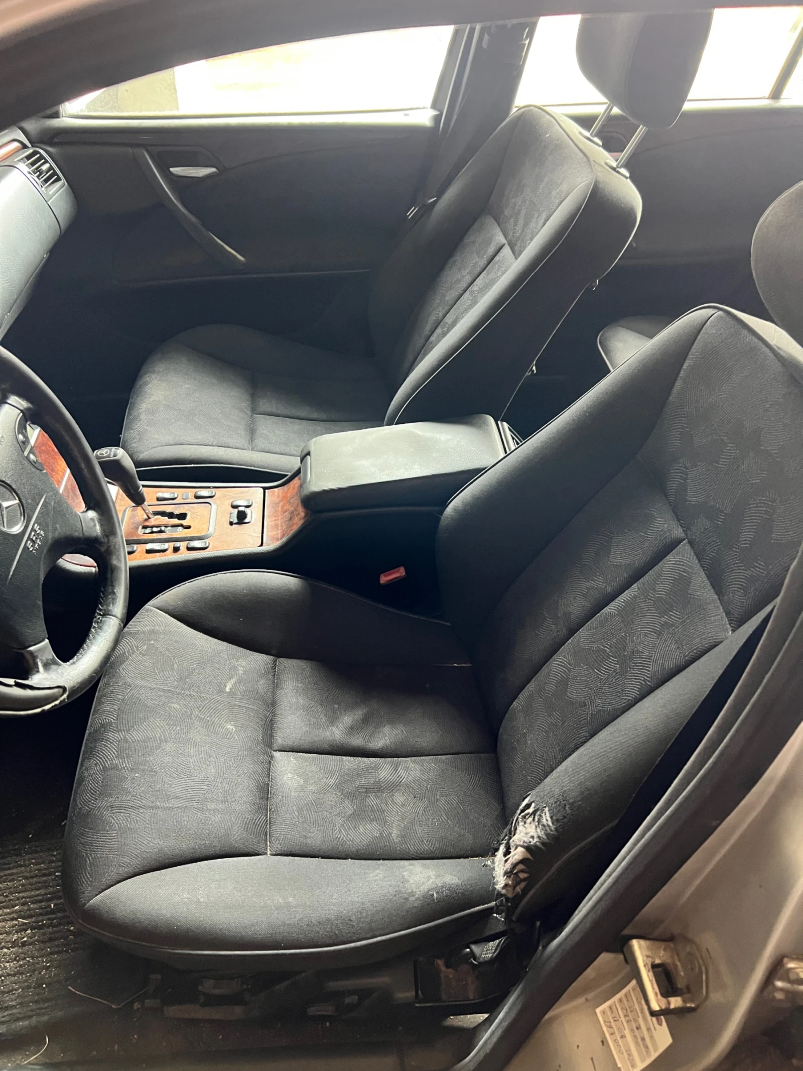 Mercedes-Benz E 220 2.2  CDI 143 к.с  - изображение 5