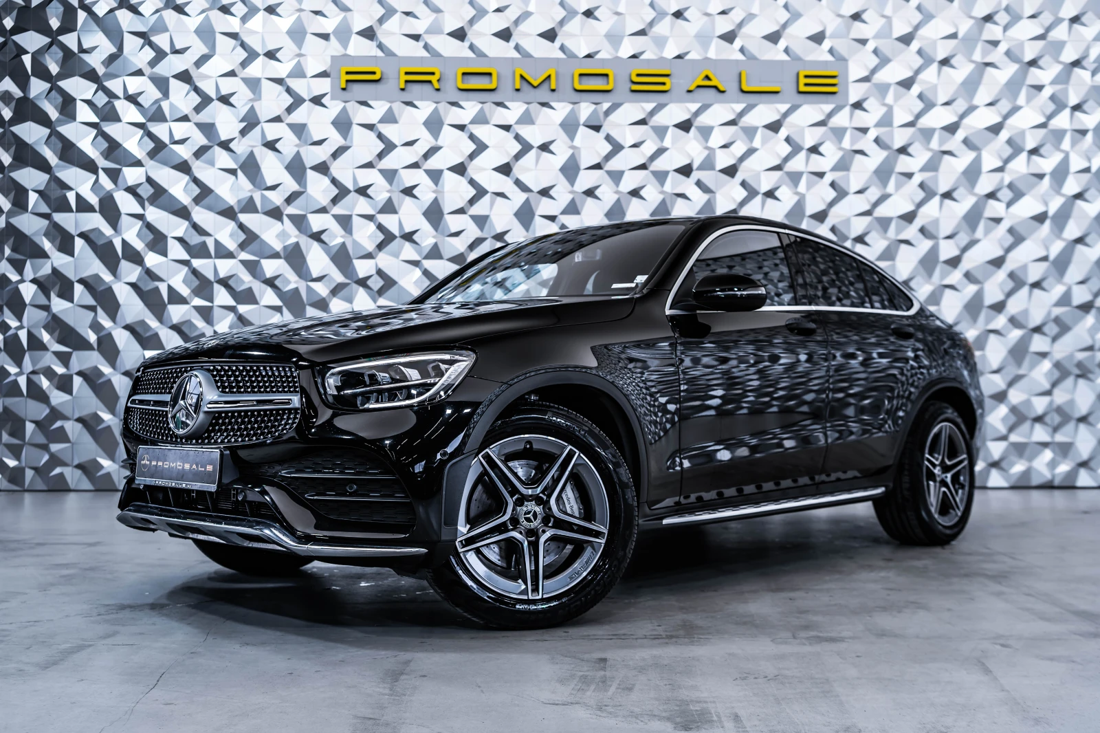 Mercedes-Benz GLC 200  4M AMG* Pano* Burmester