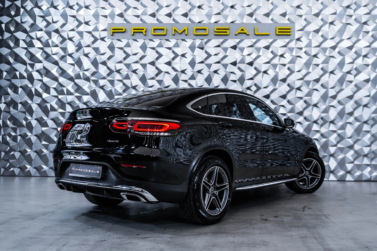 Mercedes-Benz GLC 200  4M AMG* Pano* Burmester, снимка 4 - Автомобили и джипове - 54331429