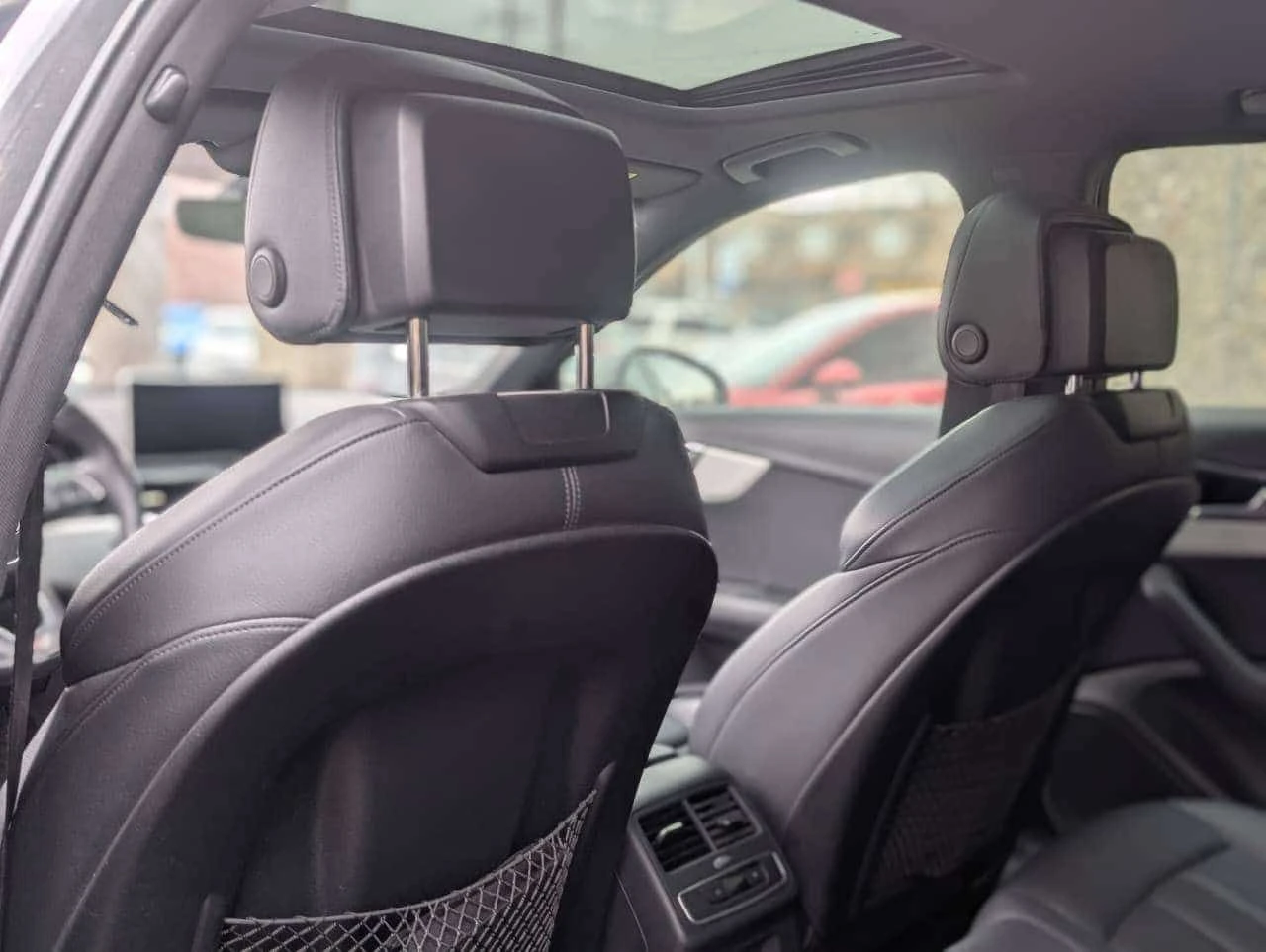 Audi A4 Premium Plus/S Line/Подгрев/Шибедах/360 Кам/Памет, снимка 6 - Автомобили и джипове - 54476895