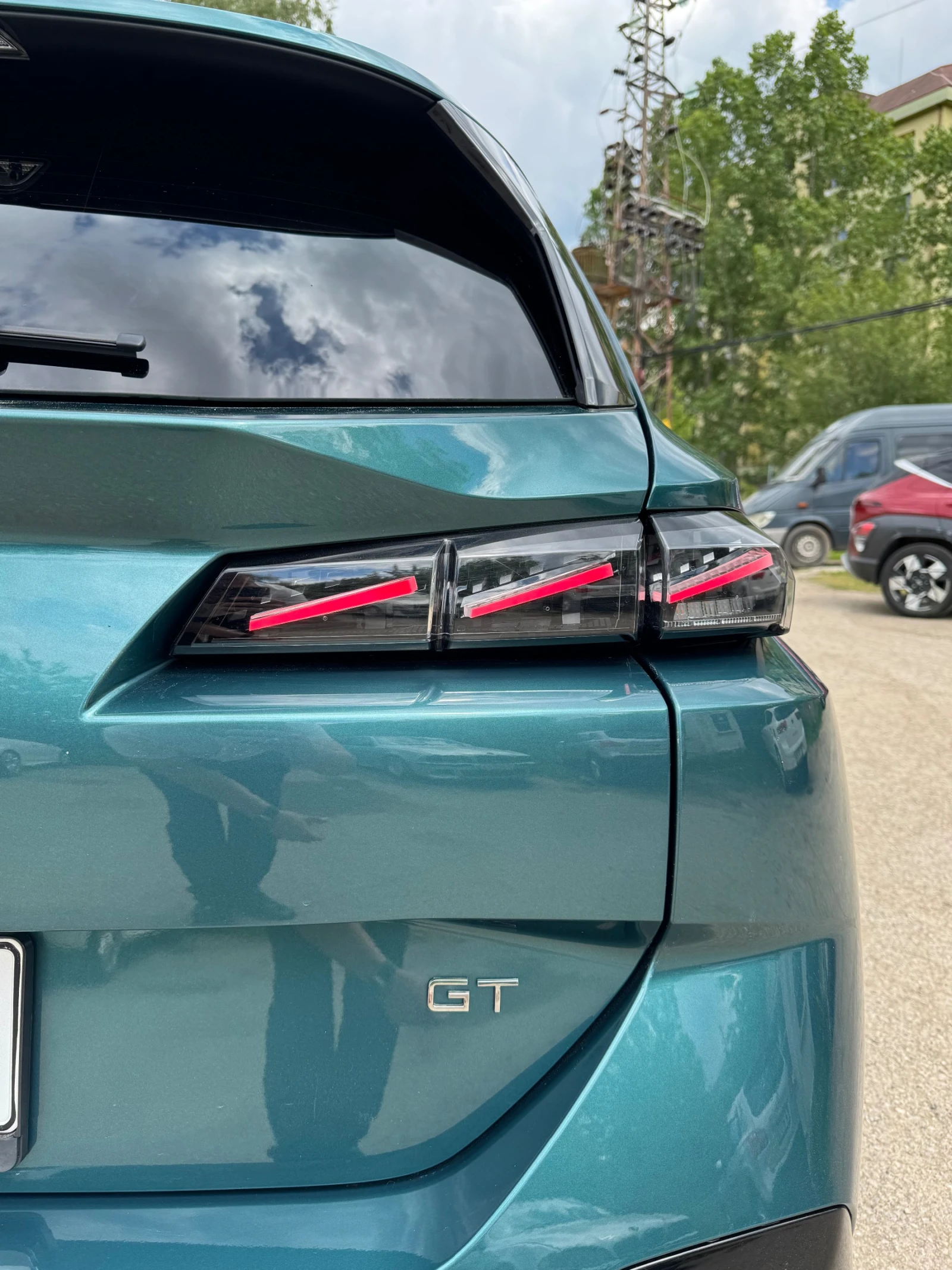 Peugeot 308 GT SW 1.2 PureTech 130 ALCANTARA/MATRIX/ISOFIX, снимка 6 - Автомобили и джипове - 54572513