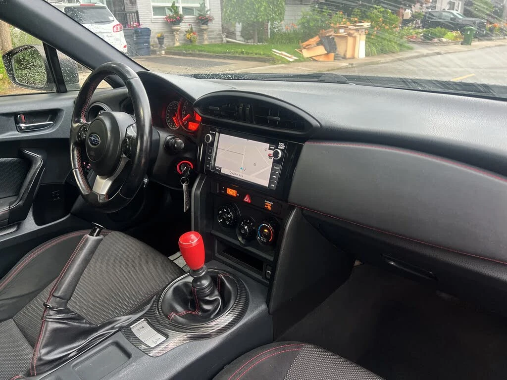 Subaru BRZ Premium RWD, снимка 17 - Автомобили и джипове - 54875395