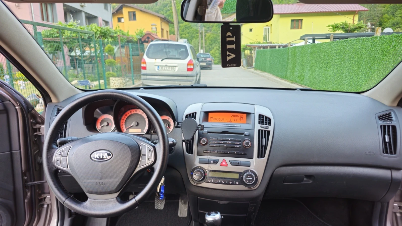 Kia Ceed 1, 6 CRDI, 116 , снимка 9 - Автомобили и джипове - 55093677