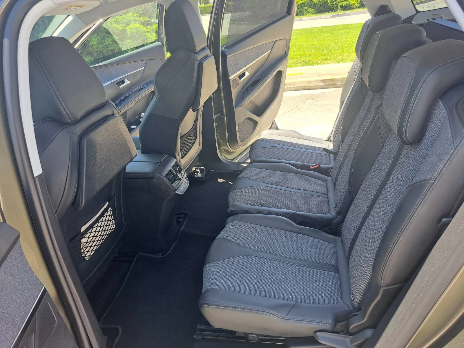 Peugeot 5008, снимка 10 - Автомобили и джипове - 55233003