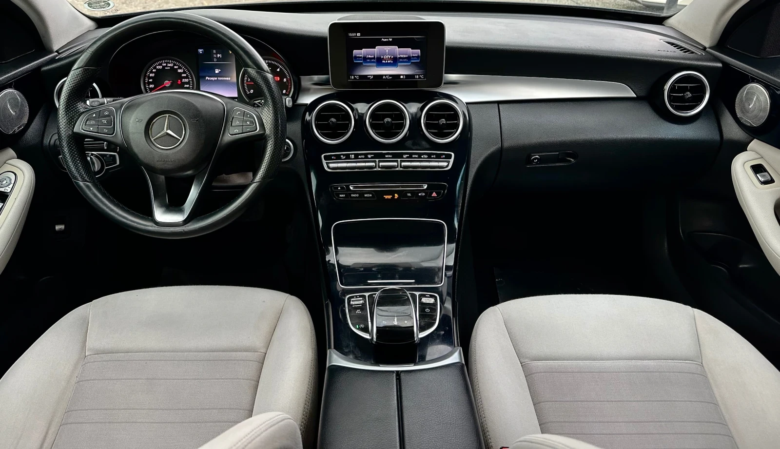 Mercedes-Benz C 220 PANORAMA / KAMERA  / AUTOMATIC , снимка 13 - Автомобили и джипове - 55598987