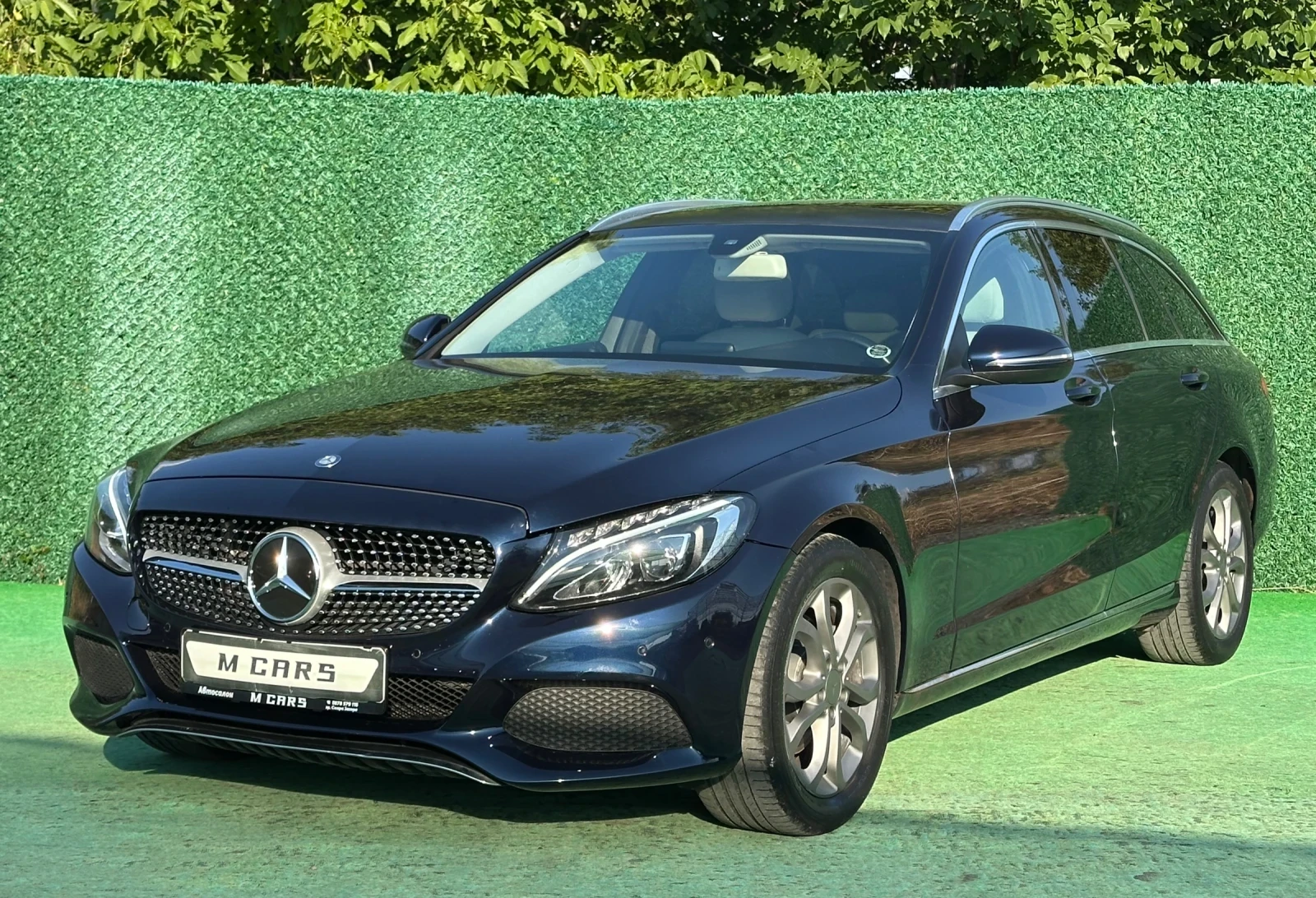Mercedes-Benz C 220 PANORAMA / KAMERA  / AUTOMATIC 