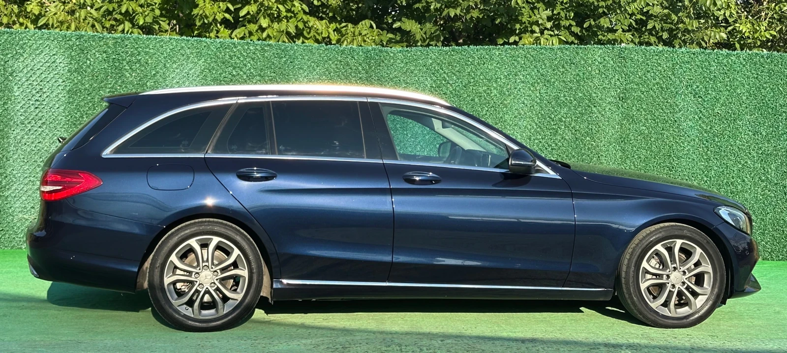 Mercedes-Benz C 220 PANORAMA / KAMERA  / AUTOMATIC , снимка 5 - Автомобили и джипове - 55598987