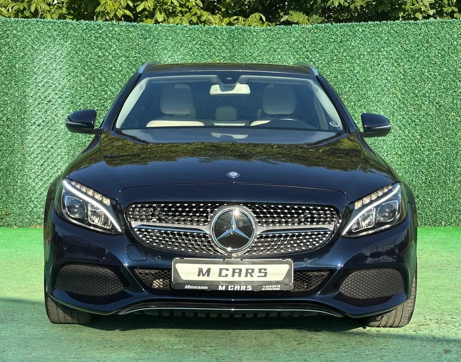 Mercedes-Benz C 220 PANORAMA / KAMERA  / AUTOMATIC , снимка 2 - Автомобили и джипове - 55598987