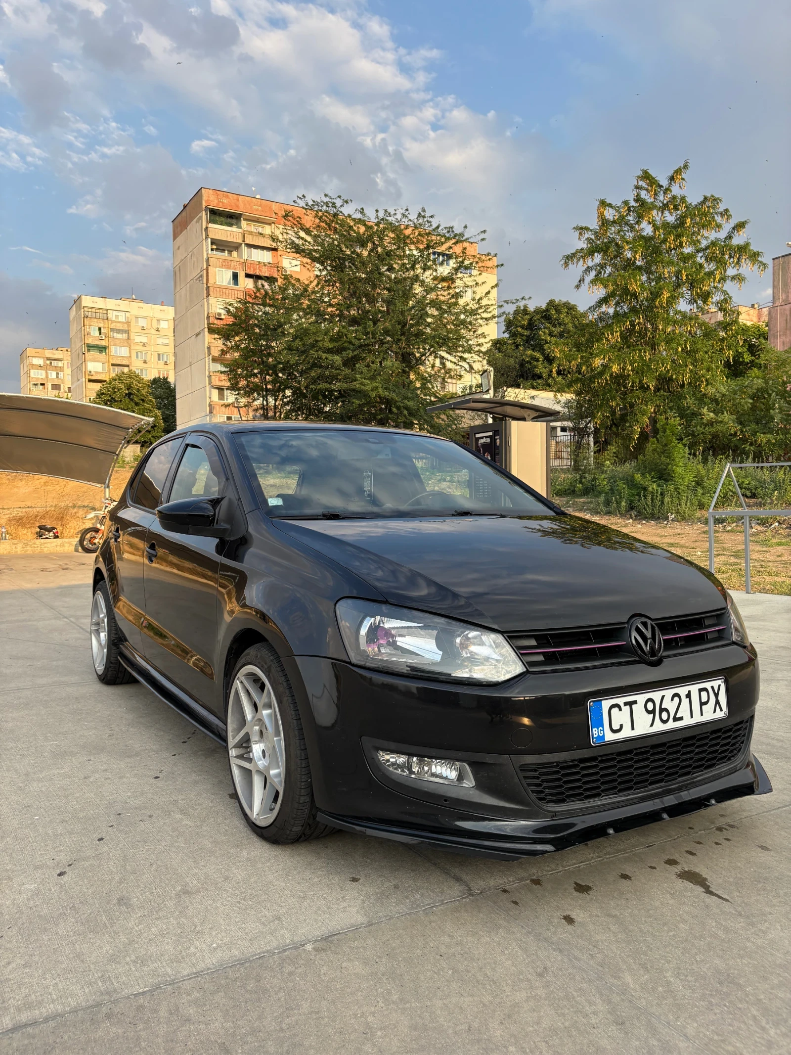 VW Polo 1.6TDI, снимка 3 - Автомобили и джипове - 55599345