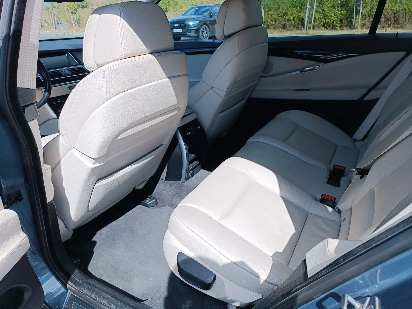 BMW 5 Gran Turismo 530d GT F07, снимка 11 - Автомобили и джипове - 56199573