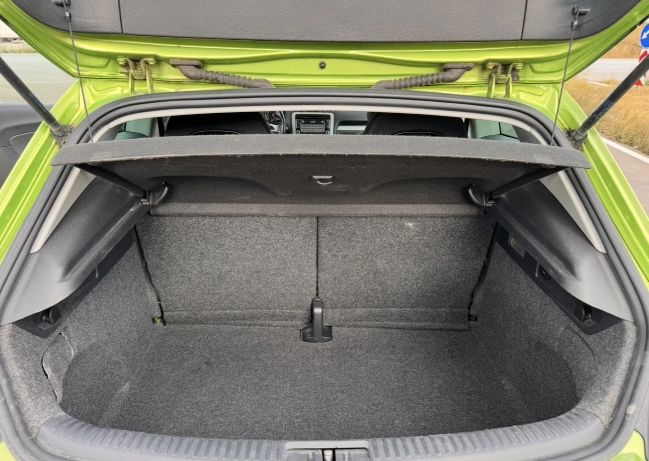 VW Scirocco 1.4TSI , снимка 16 - Автомобили и джипове - 56200506