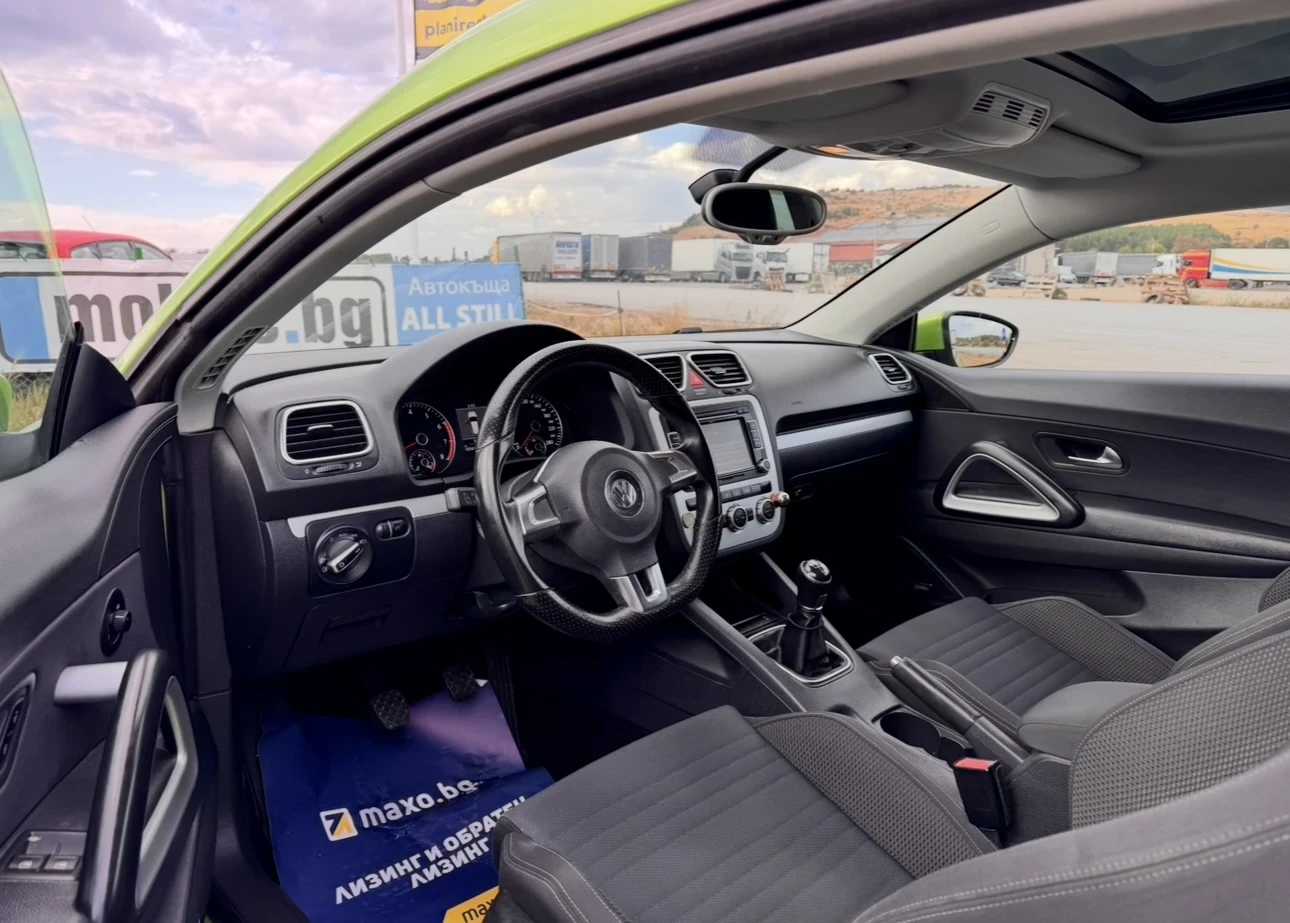 VW Scirocco 1.4TSI , снимка 6 - Автомобили и джипове - 56200506