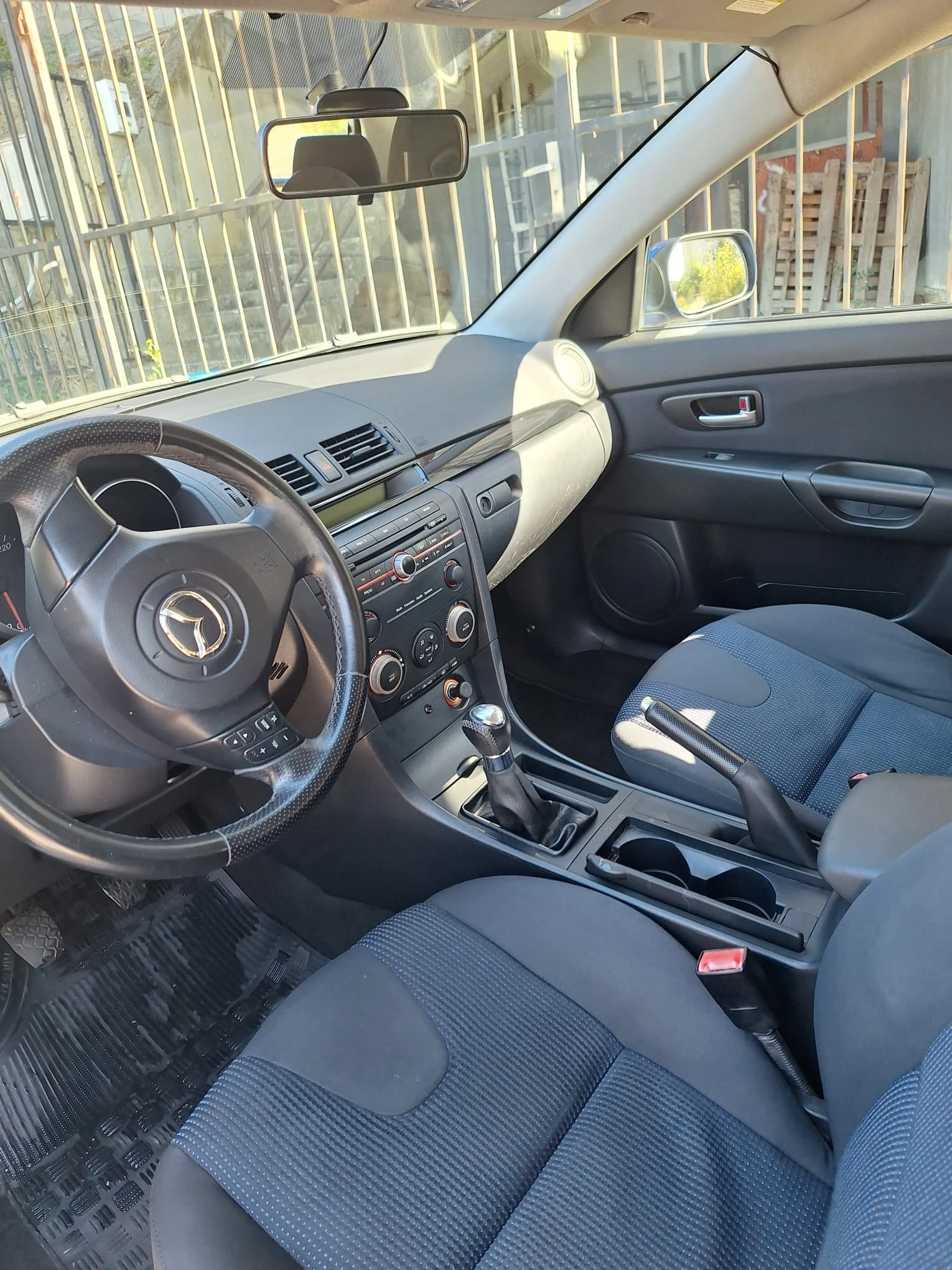 Mazda 3, снимка 6 - Автомобили и джипове - 56592471