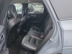 Volvo XC60 PLUS DARK THEME * Carfax * , снимка 9