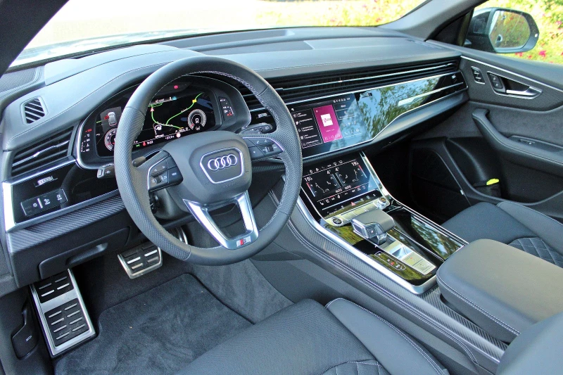 Audi Q8 55 TFSI Quattro = S-line= Black Optic Plus Гаранци, снимка 11 - Автомобили и джипове - 47367806