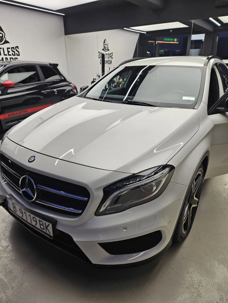 Mercedes-Benz GLA 250 4-Matic AMG * NIGHT EDITION, снимка 2 - Автомобили и джипове - 52624399