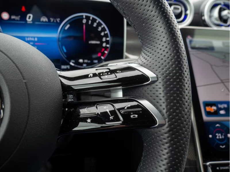 Mercedes-Benz GLC 300 AMG/313HP/4MATIC/MEMO/CAM/LED/NAVI/DIGI/AMBI/204G, снимка 7 - Автомобили и джипове - 51484552