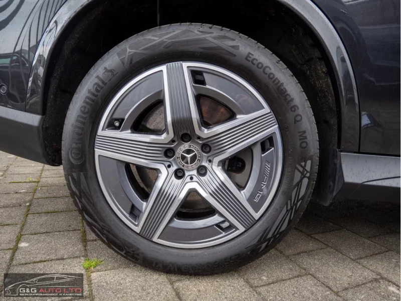 Mercedes-Benz GLC 300 AMG/313HP/4MATIC/MEMO/CAM/LED/NAVI/DIGI/AMBI/204G, снимка 3 - Автомобили и джипове - 51484552