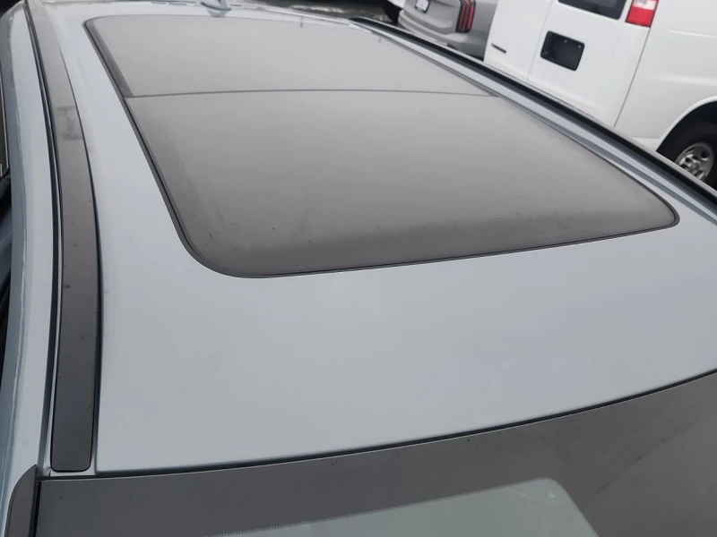 Volvo XC60 PLUS DARK THEME * Carfax * , снимка 10 - Автомобили и джипове - 53123733