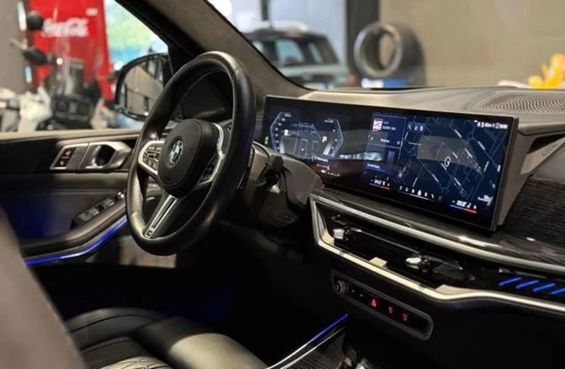 BMW X7 M60i Mild Hybrid xDrive Shadow Line Individual, снимка 11 - Автомобили и джипове - 53646278