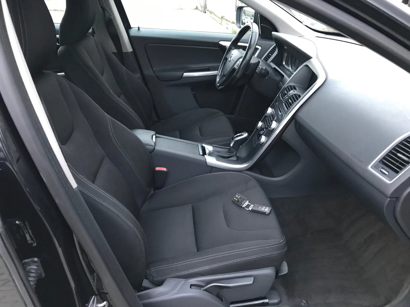 Volvo XC60  | Mobile.bg   14