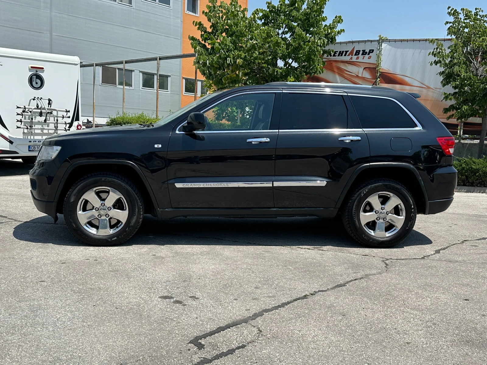 Jeep Grand cherokee 3.0d 241 к.с. - изображение 2
