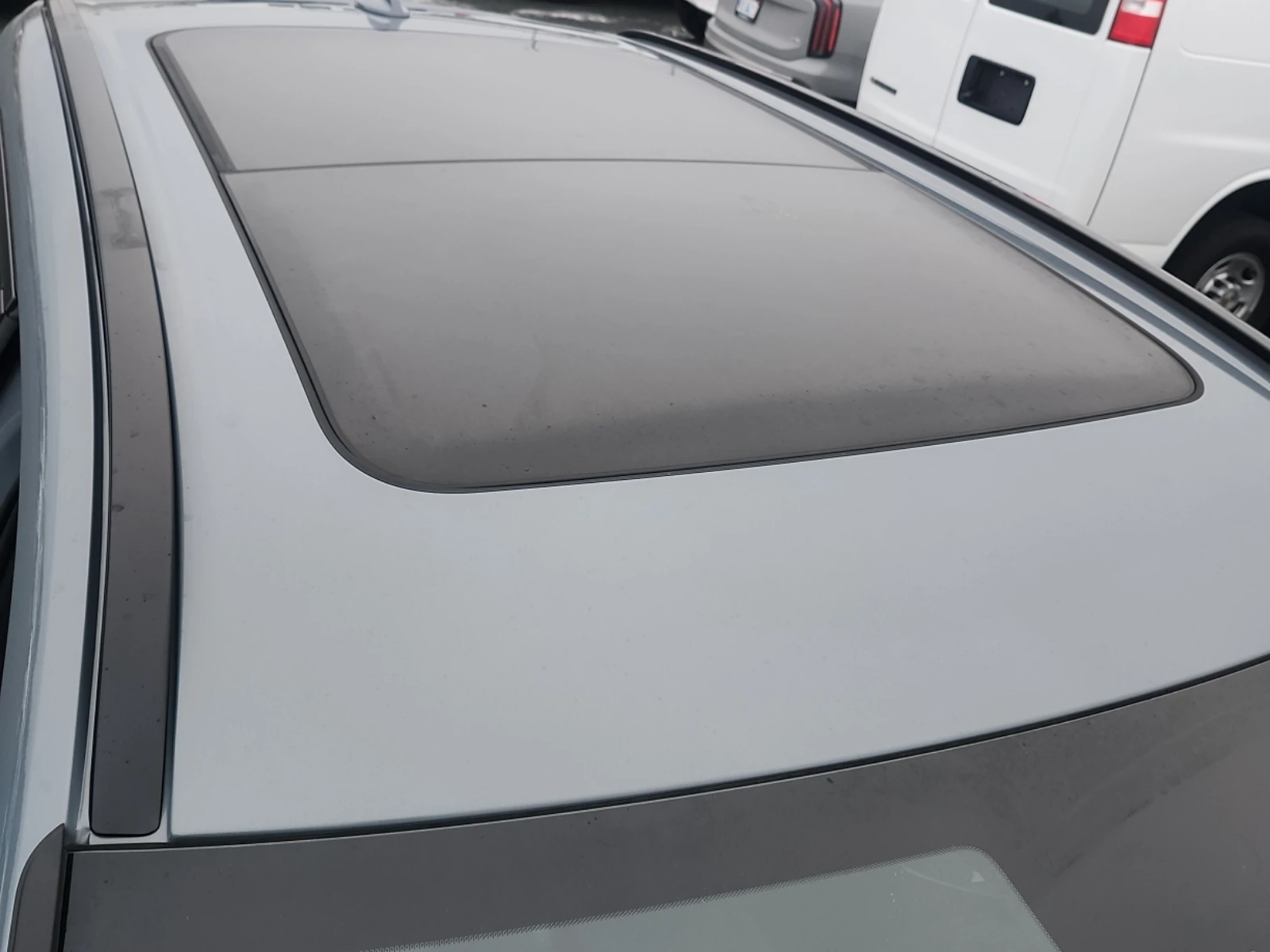 Volvo XC60 PLUS DARK THEME * Carfax *  - изображение 10