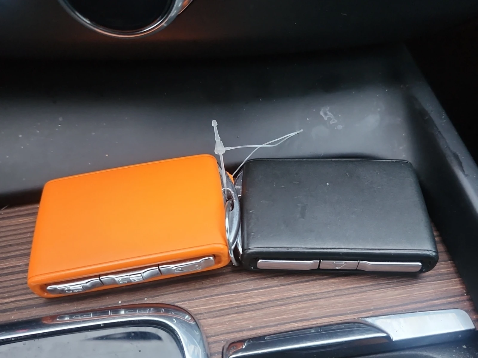 Volvo XC60 PLUS DARK THEME * Carfax *  | Mobile.bg � ����������� 11