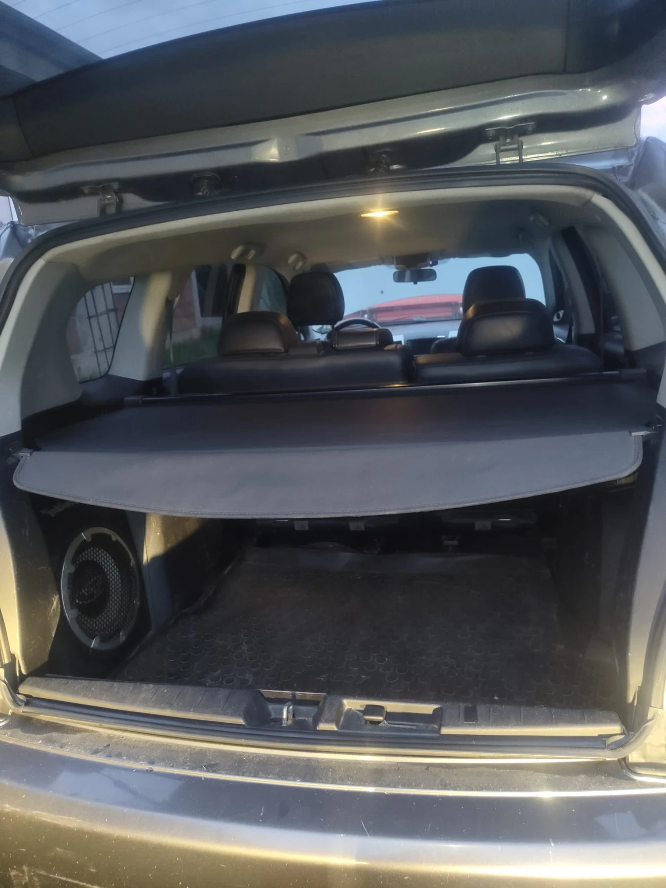 Peugeot 4007, снимка 16 - Автомобили и джипове - 53790484
