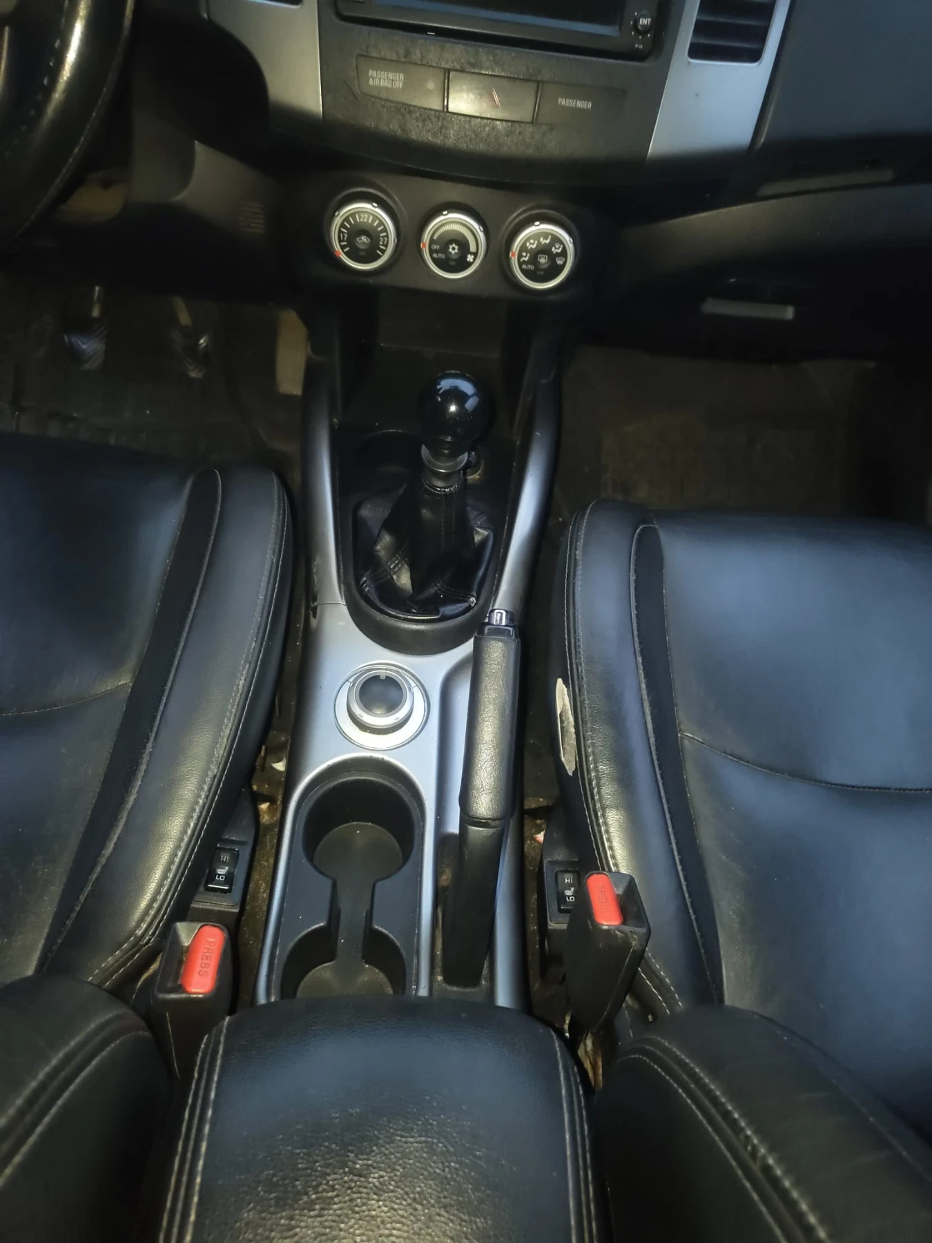 Peugeot 4007, снимка 13 - Автомобили и джипове - 53790484