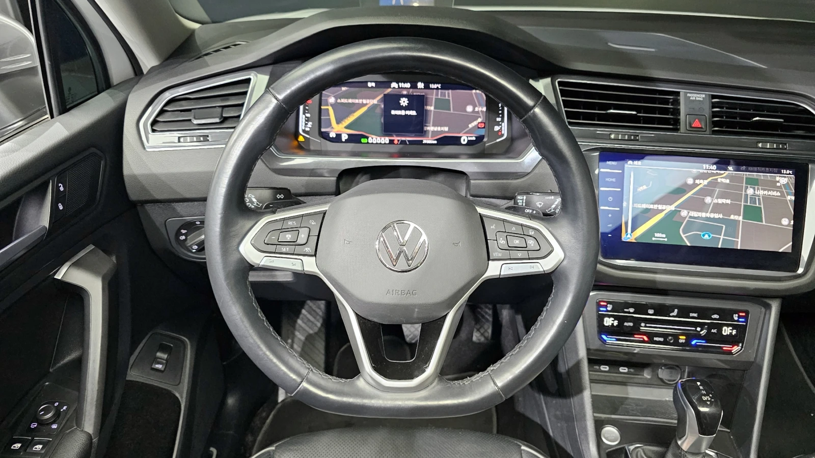 VW Tiguan 2023* PRESTIGE* HEAD-UP* ALLSPACE* КРАЙНА ЦЕНА, снимка 5 - Автомобили и джипове - 54378757
