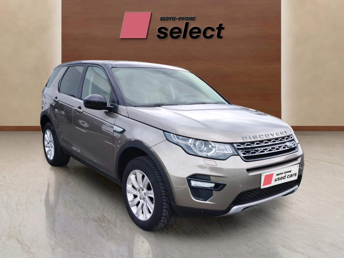 Land Rover Discovery Sport 2.2 SD4, снимка 5 - Автомобили и джипове - 54684109