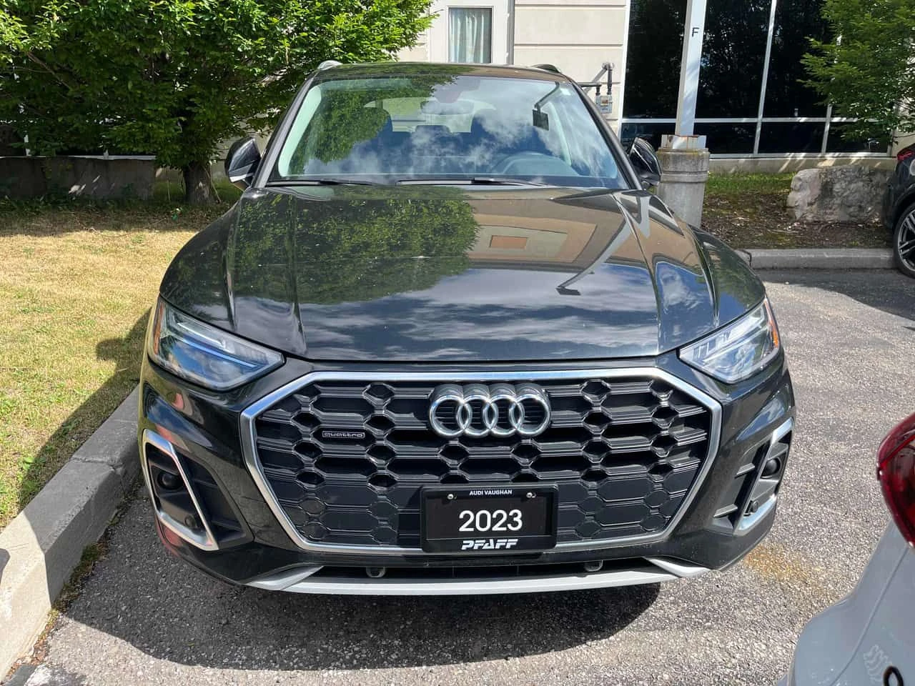 Audi Q5 | Progressiv | DISTRONIC | ПОДГРЕВ | ПАНОРАМА | , снимка 6 - Автомобили и джипове - 54918055