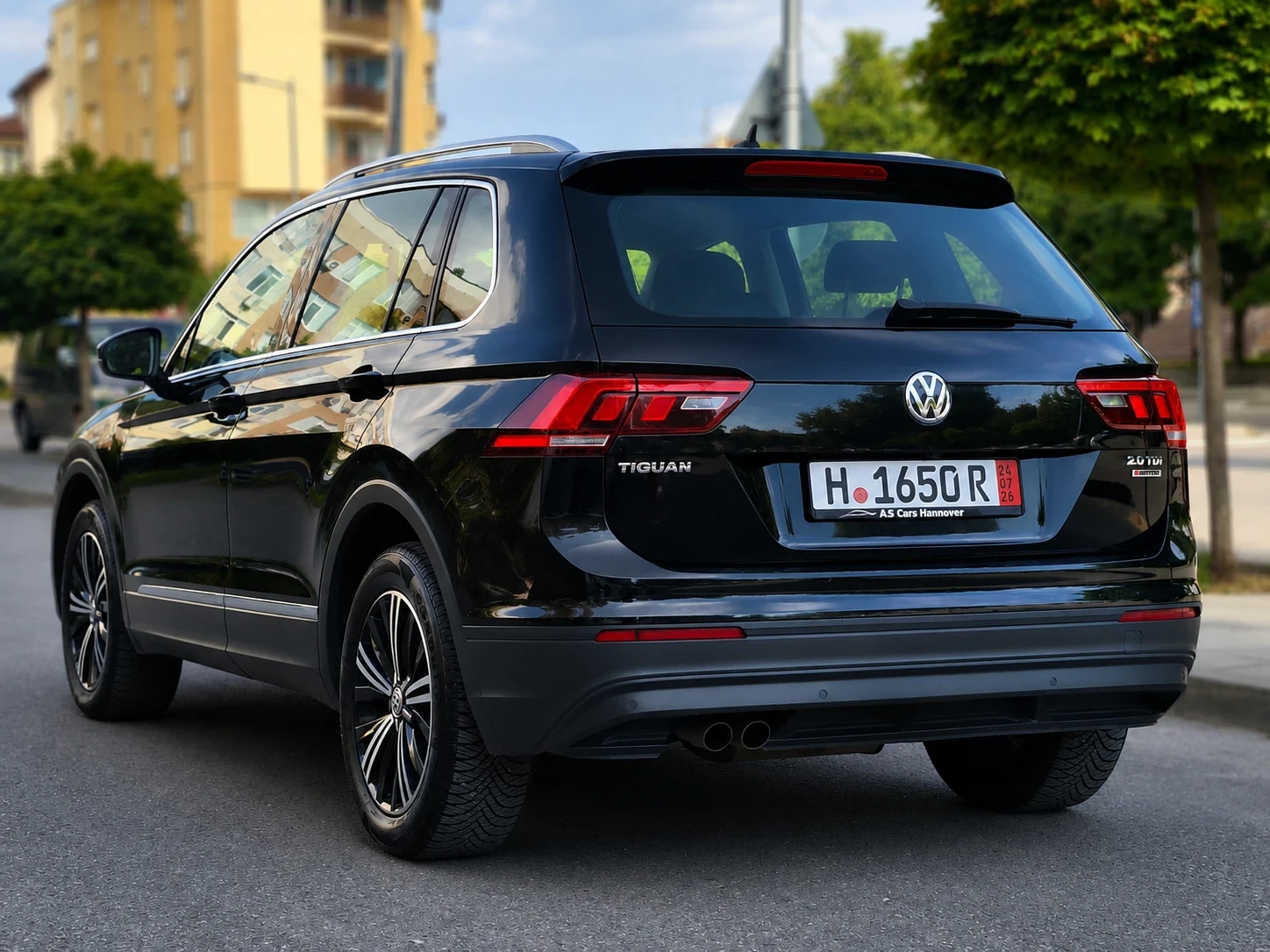 VW Tiguan 2.0 TDI/DSG/4motion, снимка 3 - Автомобили и джипове - 55195096