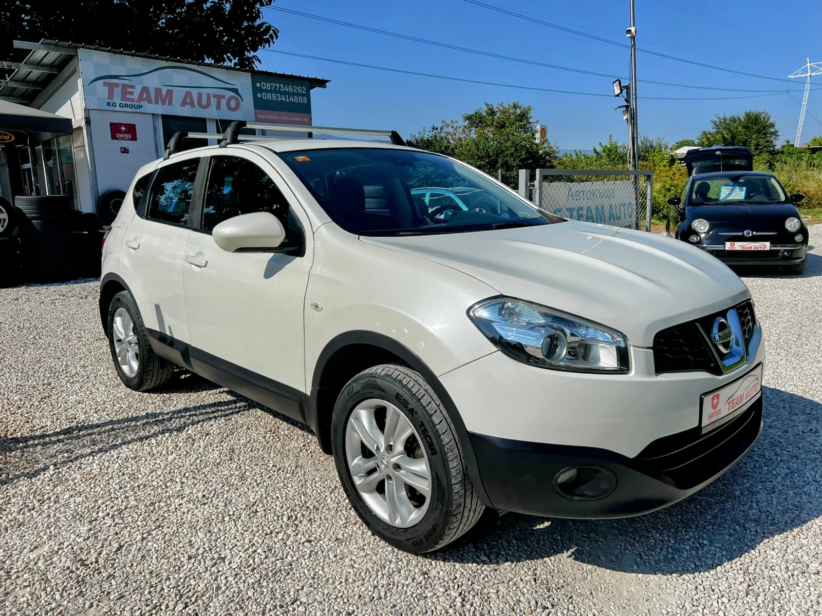 Nissan Qashqai 2.0i 131000KM AUTOMATIC , снимка 2 - Автомобили и джипове - 55537063