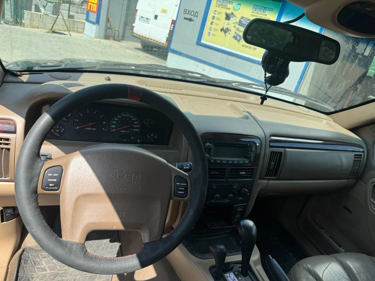 Jeep Grand cherokee, снимка 13 - Автомобили и джипове - 55547353