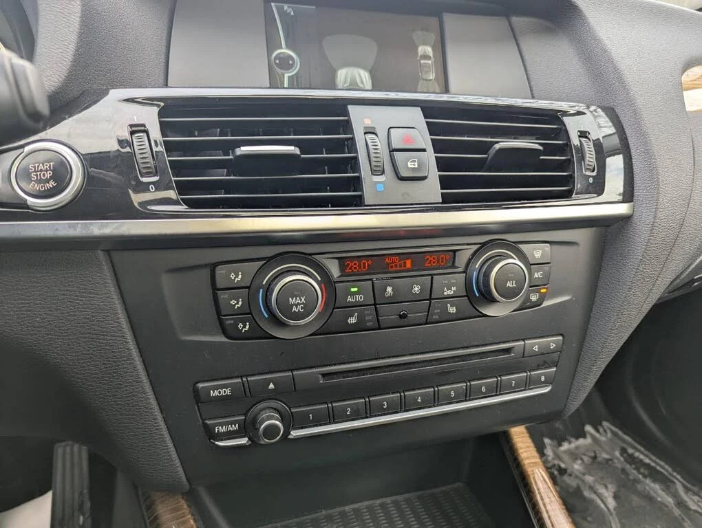 BMW X3 xDrive35i, снимка 7 - Автомобили и джипове - 55740336