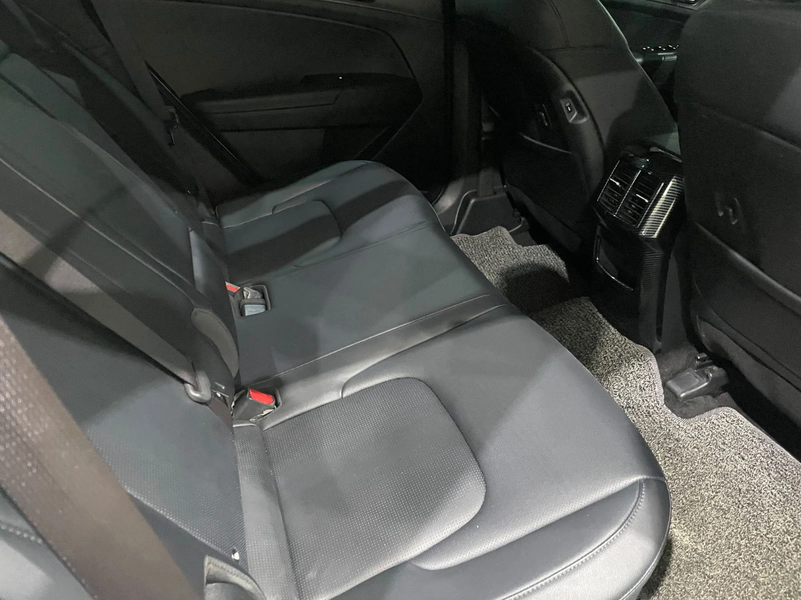 Kia Sportage 2.0I LPG ! Noblesse !, снимка 12 - Автомобили и джипове - 55922430